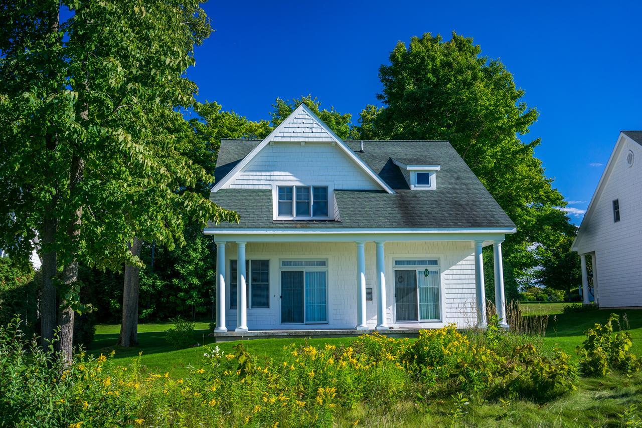 Cottages At Bay Harbor Petoskey Bagian luar foto